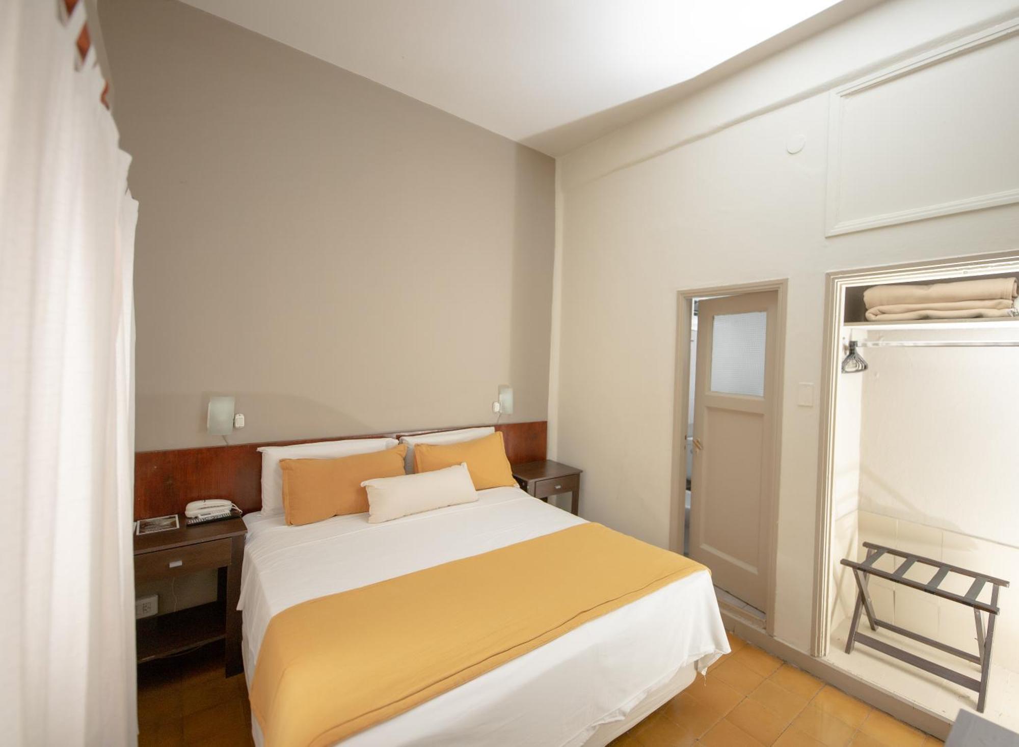 Gran Rex Hotel Cordoba Exterior photo